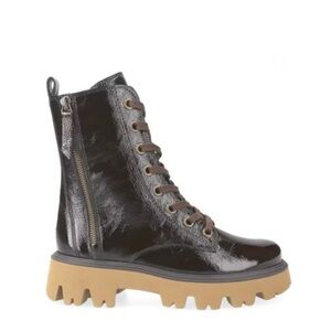 Dark Brown leather boots
Never Worn, in Box